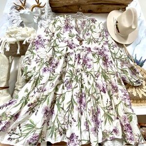 Stunning boho doll style floral dress w ballon sleeves resort vacay beach feel